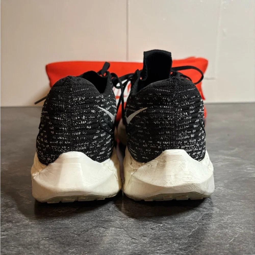 Nike Pegasus Turbo Black and White Running Shoes - Picture 4 of 5